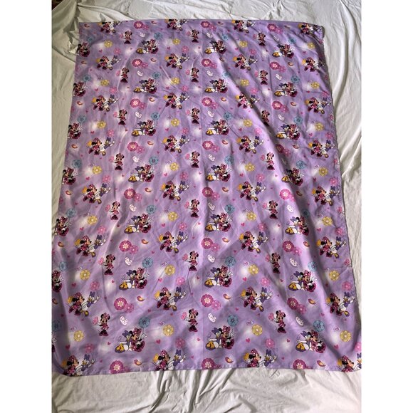 Disney Minnie & Daisy Purple Crib Sheet With Floral & Heart Pattern - Picture 1 of 12